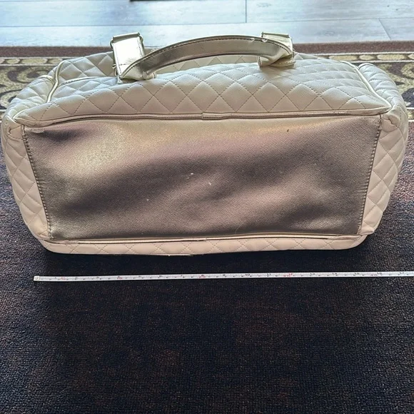 Betsey Johnson Duffel Bag 💼 - Picture 13 of 16